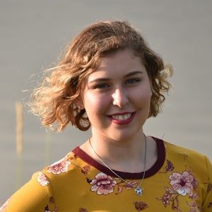 Meet your Posher, Anya